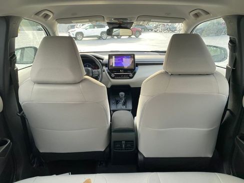 New 2026 Toyota Corolla Cross L image 12