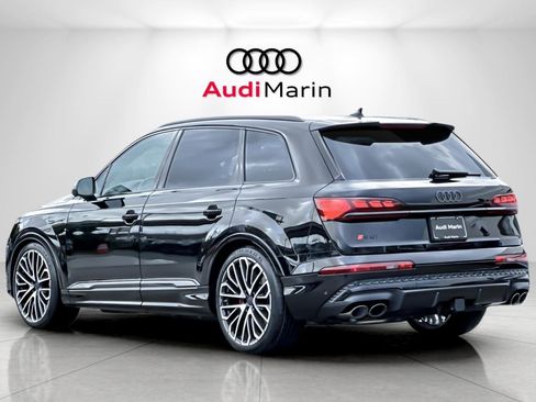 New 2026 Audi SQ7 Prestige image 3