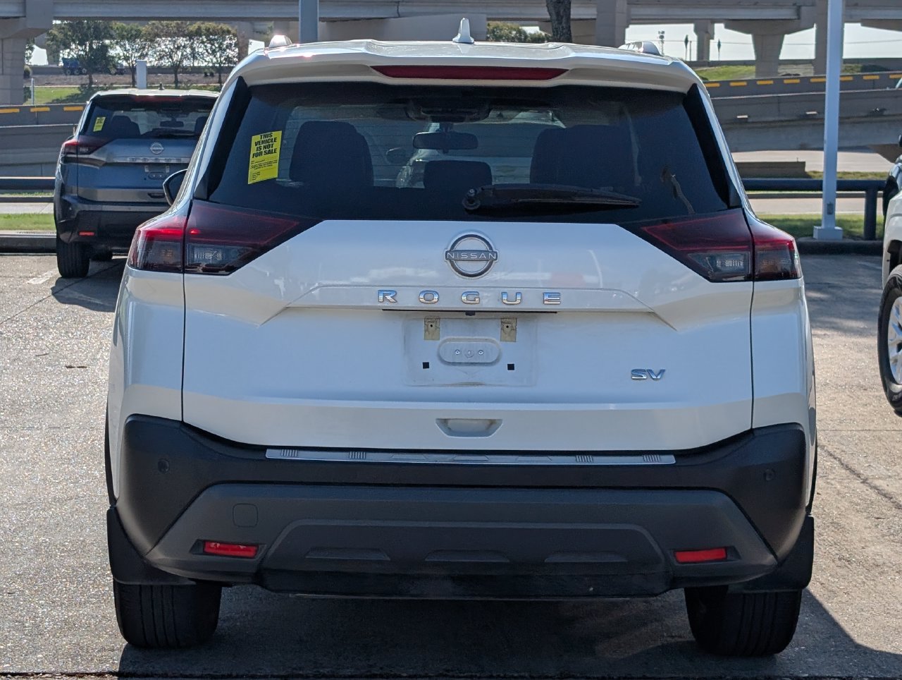 Used 2023 Nissan Rogue SV w/ SV Premium B Package FWD image 5