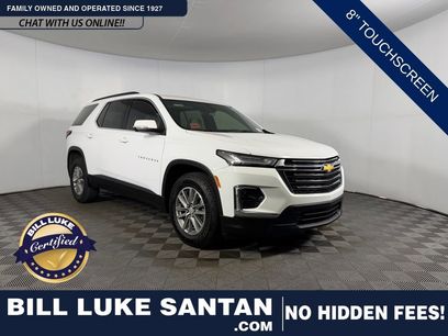 Used 2023 Chevrolet Traverse LT