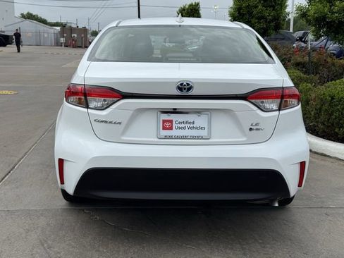 Used 2025 Toyota Corolla XLE image 8
