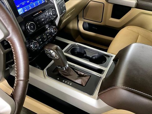 Used 2019 Ford F150 Lariat AWD/4WD image 13