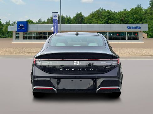 New 2026 Hyundai Sonata Limited image 6