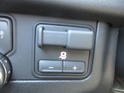 New 2026 GMC Yukon AT4 image 20