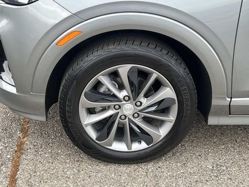 Used 2023 Buick Encore GX Select w/ Sport Touring Package FWD image 9