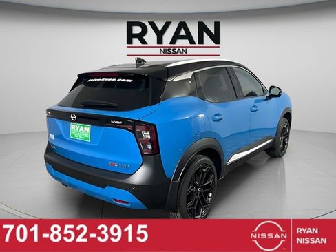 New 2025 Nissan Kicks SR w/ SR Premium Package image 5