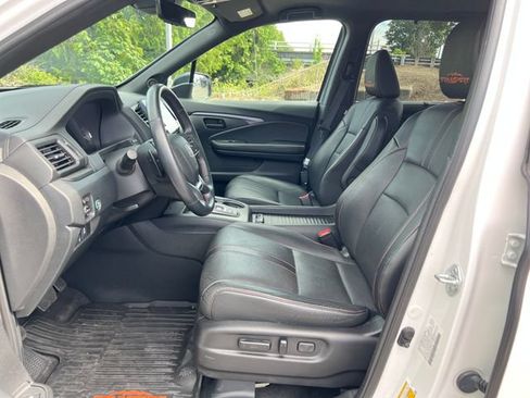 Used 2023 Honda Passport TrailSport image 15