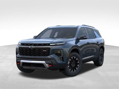 New 2026 Chevrolet Traverse Z71 w/ Enhanced Driving Package AWD/4WD image 6