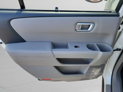 Used 2014 Honda Pilot Touring image 30