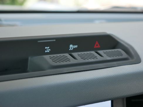 Certified 2024 Ford Bronco Big Bend image 11