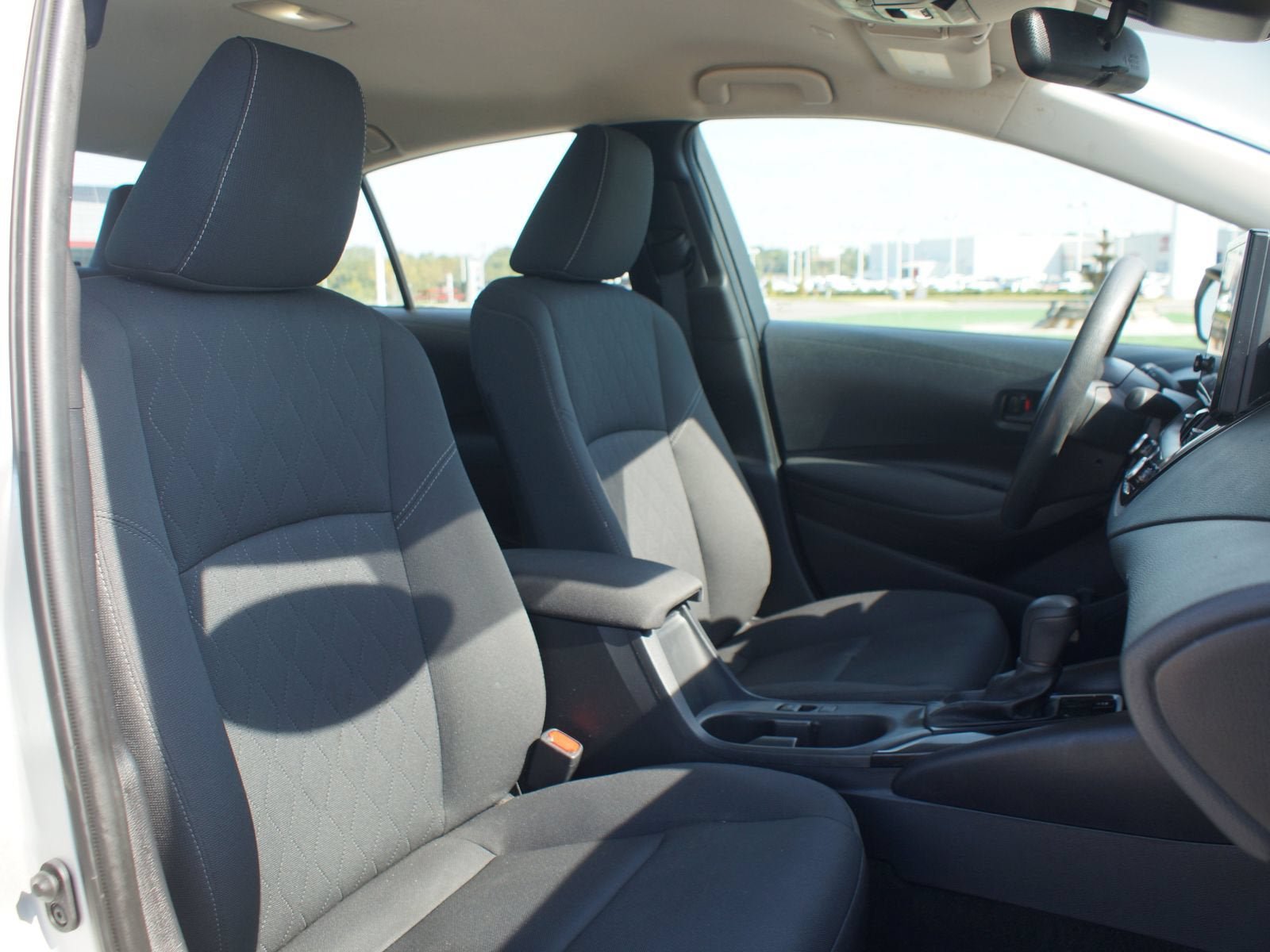 Used 2024 Toyota Corolla LE FWD image 21