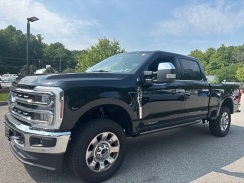 Used 2024 Ford F250 Lariat w/ Lariat Ultimate Package AWD/4WD image 2