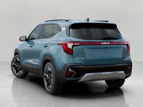 New 2026 Kia Seltos SX w/ SX Sunroof Package image 4