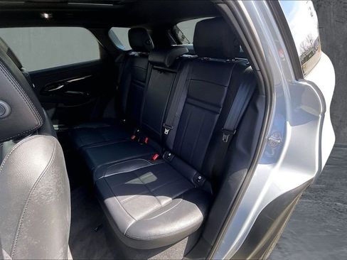 Used 2025 Land Rover Range Rover Evoque S image 22