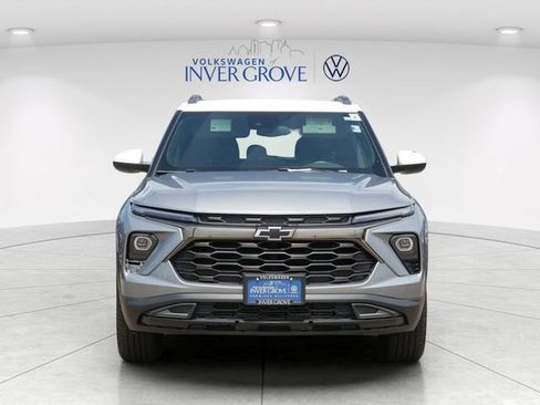 Used 2024 Chevrolet TrailBlazer ACTIV AWD/4WD image 2