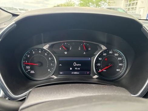 Certified 2023 Chevrolet Equinox Premier FWD image 16