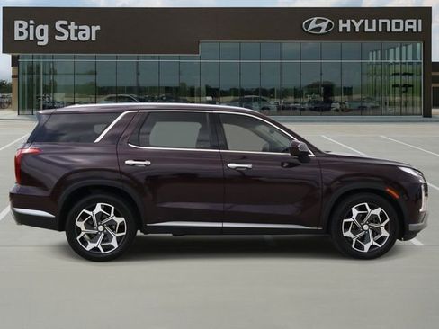 Used 2023 Hyundai Palisade SEL FWD image 5
