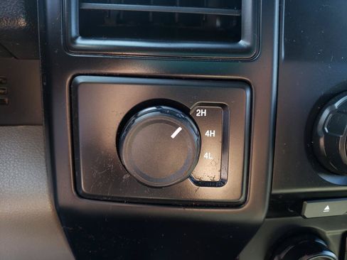 Used 2016 Ford F150 XL w/ Equipment Group 101A Mid AWD/4WD image 17