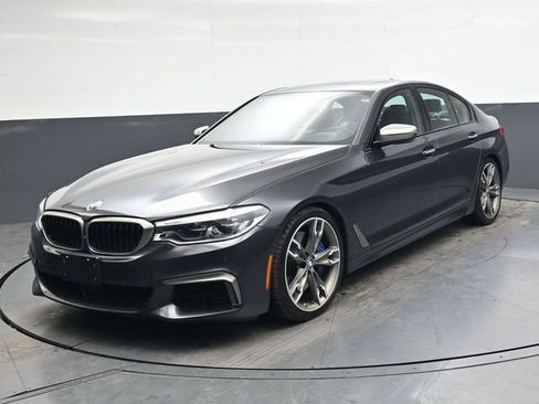 Used 2018 BMW M550i xDrive image 10