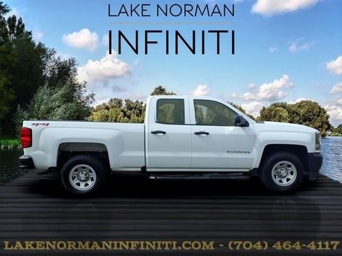 Used 2018 Chevrolet Silverado 1500 W/T AWD/4WD image 25