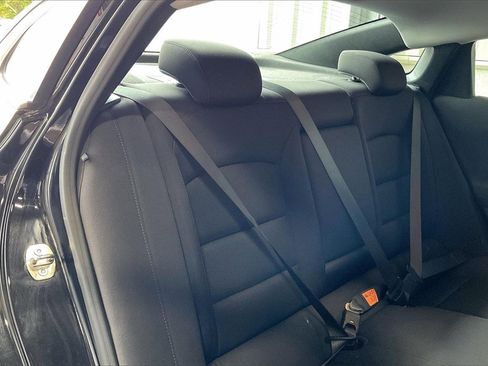 Used 2024 Chevrolet Malibu LT image 21