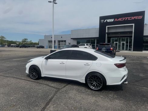 Used 2022 Kia Forte GT FWD image 3