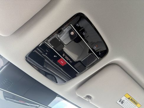 Certified 2025 Hyundai Santa Fe SEL FWD image 28