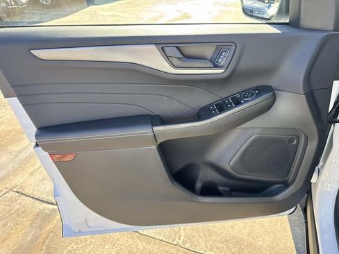 New 2026 Ford Escape Active w/ Cold Weather Package image 20