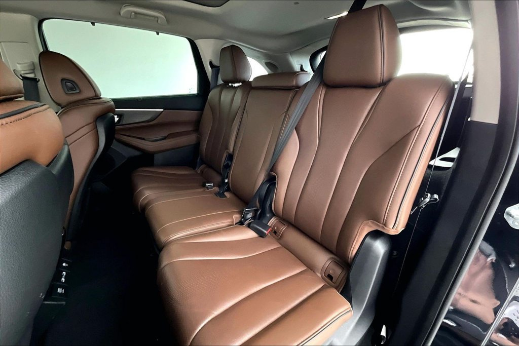 Used 2024 Acura MDX w/ Advance Package AWD/4WD image 31