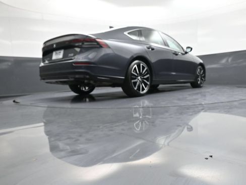 Used 2025 Honda Accord Touring image 29