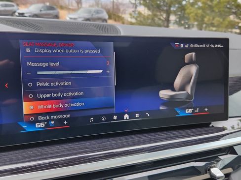 New 2026 BMW X7 M60i image 16