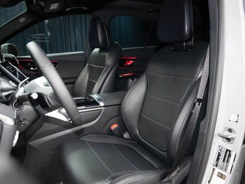 New 2027 Mercedes-Benz GLC 300 image 11