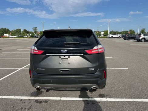 Used 2019 Ford Edge SEL w/ Equipment Group 201A FWD image 6