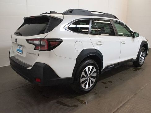 Used 2025 Subaru Outback Premium w/ Popular Package #1A AWD/4WD image 4