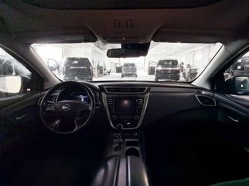 Used 2020 Nissan Murano SV image 10