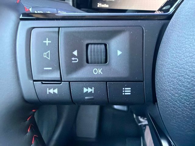 New 2026 Nissan Kicks SR w/ Cold Weather Package AWD/4WD image 28