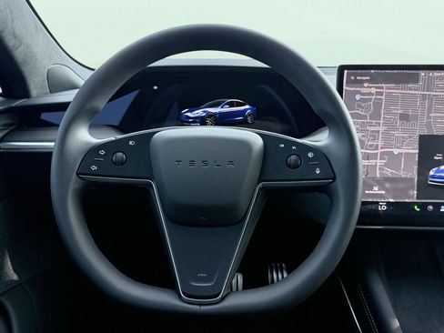 Used 2025 Tesla Model S AWD/4WD image 59
