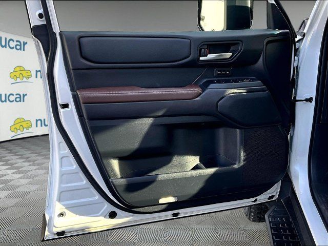 Used 2025 Toyota Land Cruiser w/ Premium Package AWD/4WD image 19