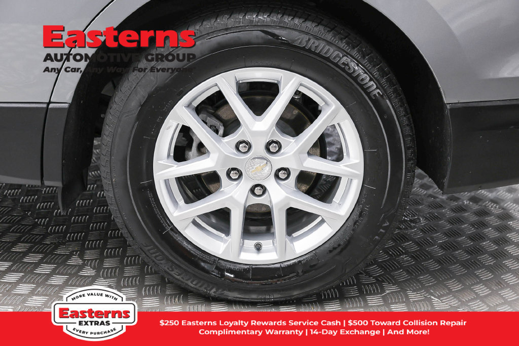 Used 2024 Chevrolet Equinox LT AWD/4WD image 9