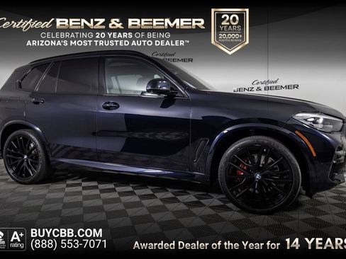 Used 2022 BMW X5 xDrive40i w/ M Sport Package AWD/4WD image 1