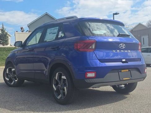 New 2026 Hyundai Venue SEL FWD image 11