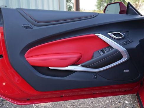 Used 2023 Chevrolet Camaro SS RWD image 12