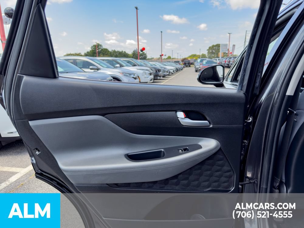 Used 2023 Hyundai Santa Fe SEL FWD image 11