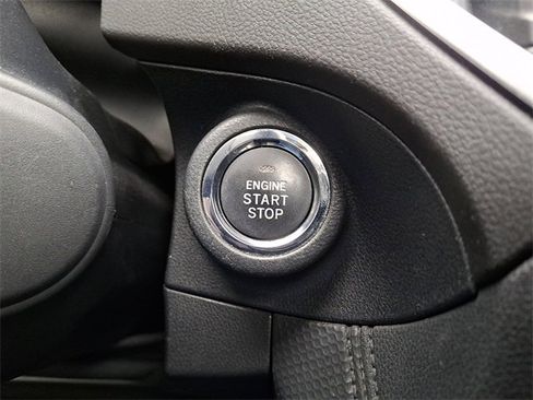 Used 2019 Subaru Forester Premium image 22