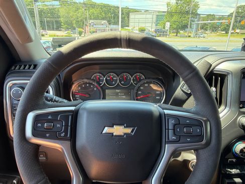 Certified 2019 Chevrolet Silverado 1500 LT w/ All-Star Edition AWD/4WD image 13