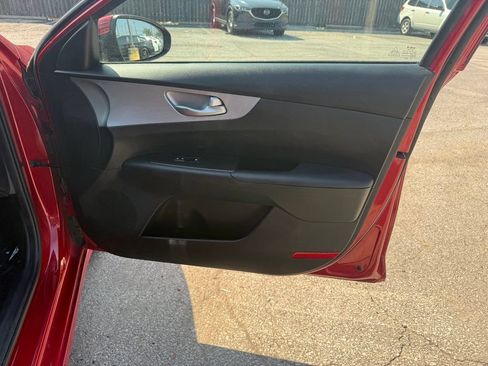 Used 2023 Kia Forte LXS w/ LXS Technology Package FWD image 43