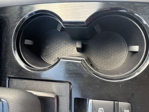 Used 2023 Nissan Rogue SL image 15