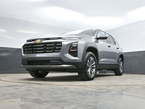 Used 2025 Chevrolet Equinox LT image 33