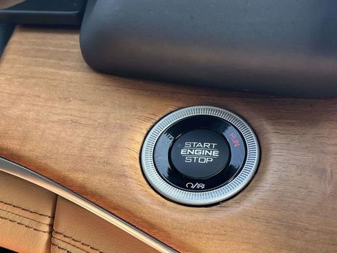 Used 2022 Jeep Grand Cherokee Summit image 36