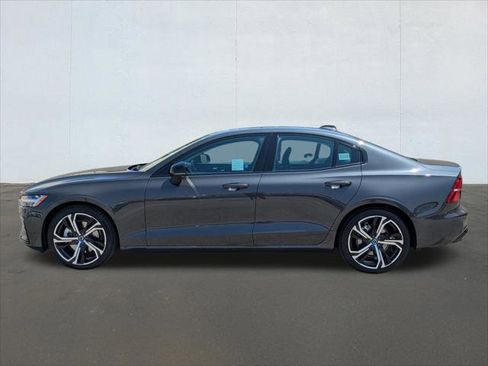 Used 2024 Volvo S60 B5 Plus w/ Climate Package AWD/4WD image 2